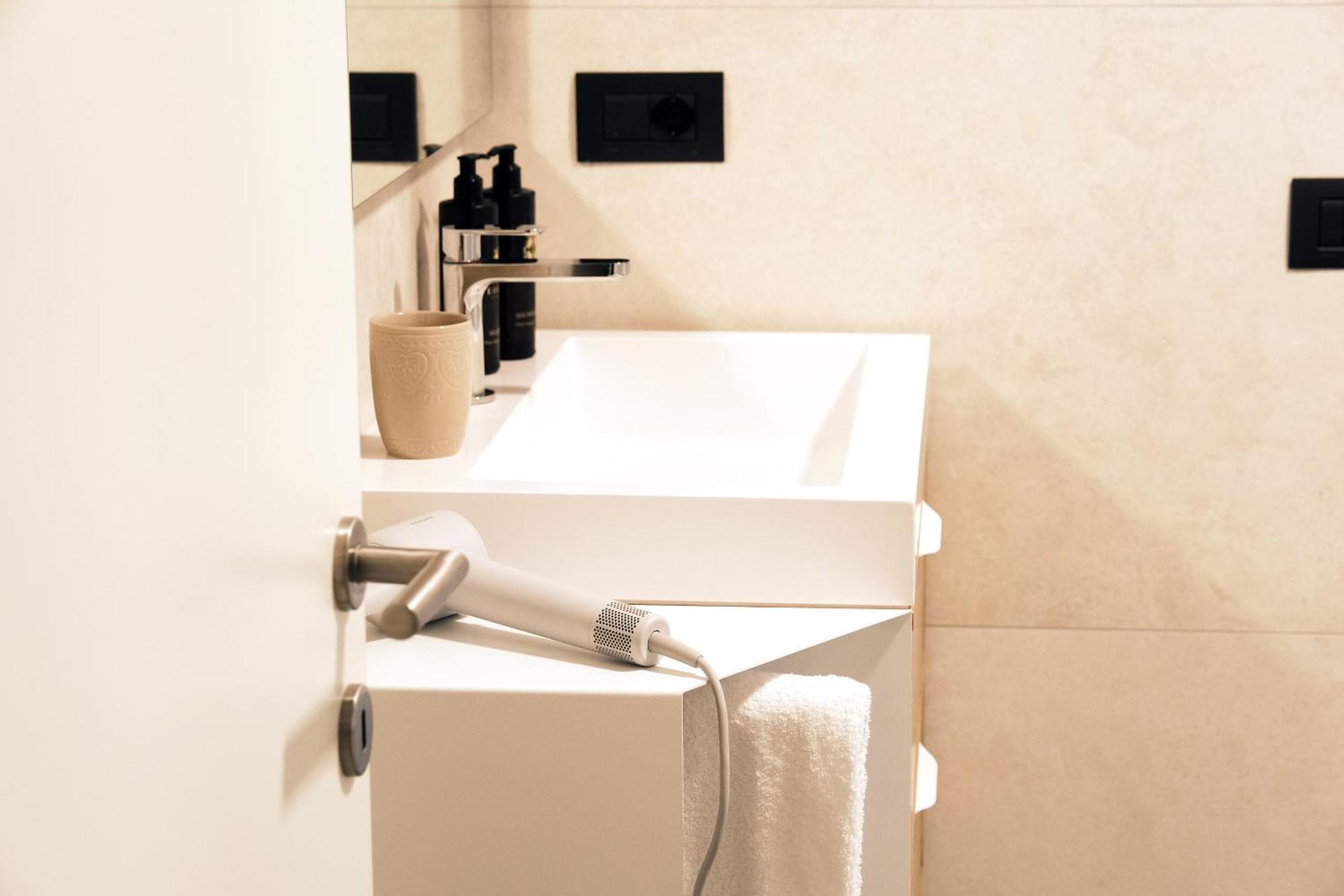 Comecasa Modern Terraced & Palestra Apartment Μιλάνο Εξωτερικό φωτογραφία